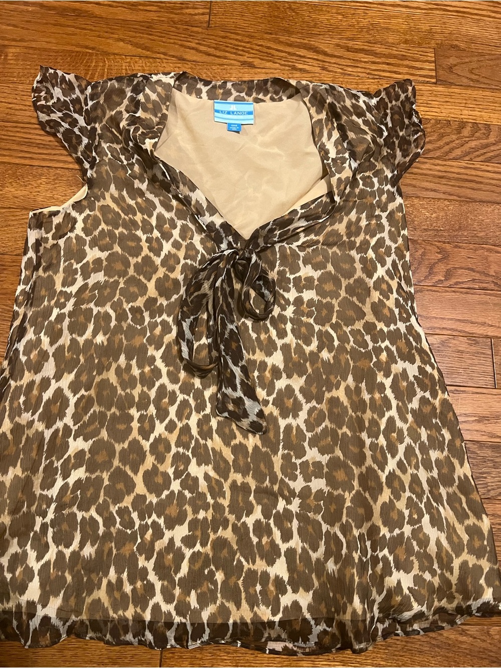 Leopard Print Tie-Neck Blouse in Brown